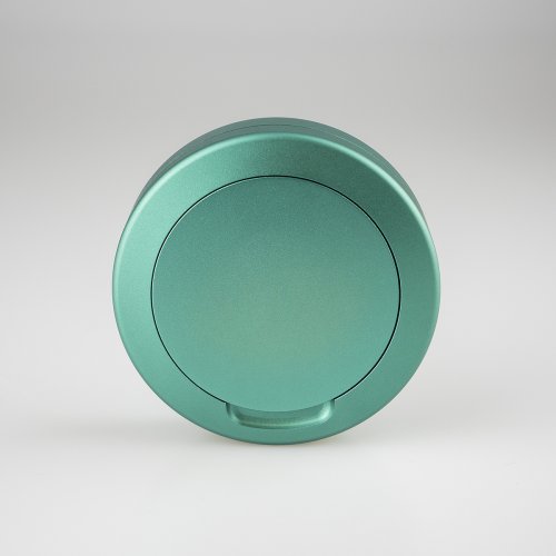 Snusdosa DUS PINE aluminium med askkopp. OBS! Andrasortering.