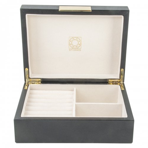 Smyckeskrin STORiES svart PU 20,5x15,5x8,0cm